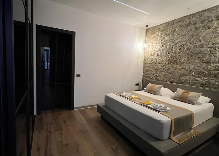 Luxury Marina Appartamento *